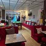 Myroomz Silver Strand Hotel