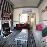 Blackpool Abode - Seaside Cove