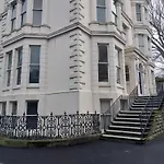 Easby Hall Apartment 4 - 2 Bed Bath And Ensuite