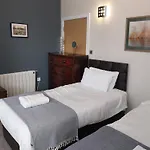 Easby Hall Apartment 4 - 2 Bed Bath And Ensuite