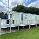 6 Berth Caravan-Ingoldmells-Pet Friendly