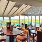Thorness Bay - 3-Bed Cabin - Sleeps 6 - Petsok