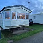 3 Bedroom Pet Free Static Caravan In Prestatyn