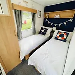 3 Bedroom Caravan Rw75, Thorness Bay, Dog Friendly, Wifi