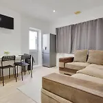 Serenity Hotel