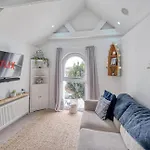 Host & Stay - Sail Loft