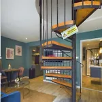 Chic 2 Bed House In Brighton City Centre - Sleeps 5
