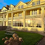 Cambria Hotel