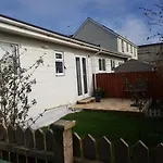 Rogie'S Place