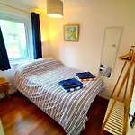 Painters Cottage 2-Bed Chalet Nr St Ives & Hayle