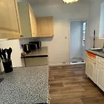 6-Sleeper 3Br Garden Beach - Free Parking