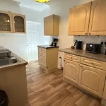6-Sleeper 3Br Garden Beach - Free Parking