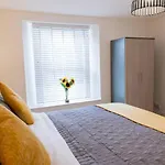 Lovely 1-Bedroom Flat In The Heart Of Plymouth