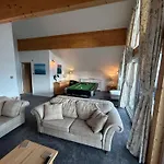 Redwood Lodge, Retallack