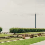 Pier View Felixstowe - Sea View, 50M From The Beach