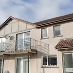 Central, Coastal, Family Flat