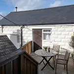 The Boathouse For Two, St Davids, Garage Parking