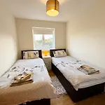 Gwel Y Tywyn - 2 Bed Apt-On The Beach-Trearddur
