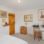 17Th Century Cottage In Bideford Private Parking