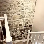 Bee Cottage
