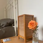 Excellent 2 Bedroom Apartment In Belfast