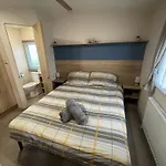 Sunnymede B7 - Fantasy Island, Hot Tub, Ramped Veranda, Wifi - Meadow Lakes Caravan & Lodge Hire