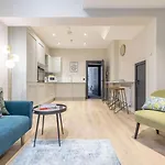 Queens Spacious 3 Bdr & 2 Bdr By Citygo Apartments