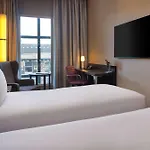 Doubletree By Hilton Edinburgh City Centre