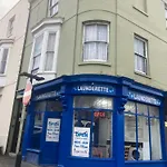 Lovely Studio Flat @ 10C Nearby Sea Front