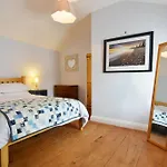Y Bwthyn Aberaeron