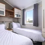 Primrose Valley Lakeside Lodge