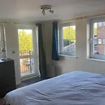 3 Bed Town Centre Apartment With 2 Parking Bays
