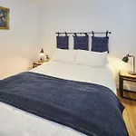 Host & Stay - The Coach House