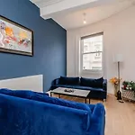Whole House Near Brighton Beach