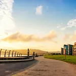 Sea View Apartment At The Beach!