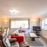 Dolphin - Pet Friendly Self Catering Holiday Cottage Hayle St Ives Bay