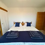 2 Y Bae -Top Floor-2 Bed - Lift And Pet Friendly