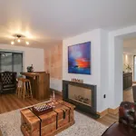 2 White Rock Court