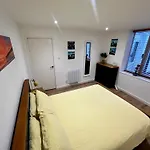 Large One Bed Basement Apartment