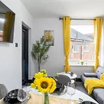 Open Mind Leisure - 4 Beds & Free Parking