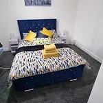 Cosy Retreat Your Home Away