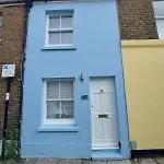 The Little Blue House Cosy Two Bedroom Cottage