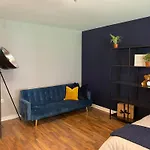 Riverside Townhouse 20 Mins From Brighton And Worthing