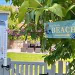 A Stunning Victorian House Minutes From The Beach