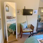 Abbey And Esk Bed And Breakfast