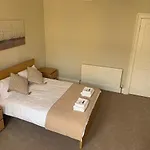 Modern City Centre Apartment In Central Location