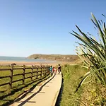 Cockleshell Croyde Sleeps 4 By The Seaside