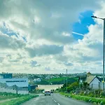 Porth Retreat - 3 Bedroom Self Catering Caravan Close To Porth Beach