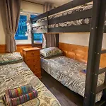 Caswell Beach Chalet 70 Located In Gower Peninsula