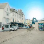 'Hidden Jewel' City Centre + Free Parking